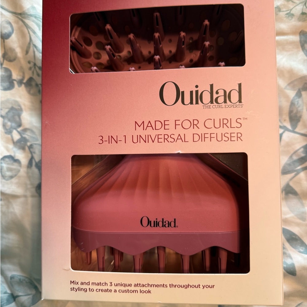Ouidad 3-in-1 Universal Diffuser in Red